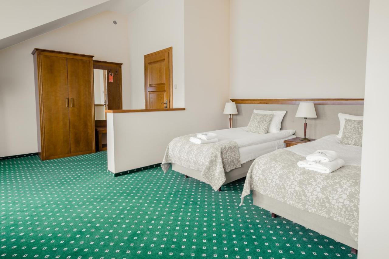 Hotel Ranczo Smyczyna Extérieur photo